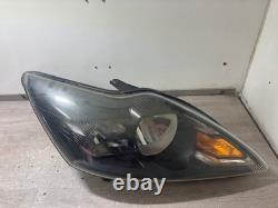 2011 Ford Focus Passenger & Driver Side Front Headlights Pair