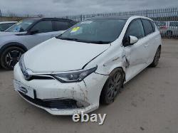 2015 Toyota Auris 1.8 Hatchback Bumper Doors Bootlid Engine Aerial Breaking
