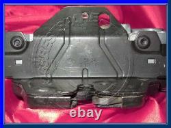 BMW E53 X5'ies REAR HATCH DOOR OPENER SERVO LOCK UPPER TRUNK LID ACTUATOR LATCH