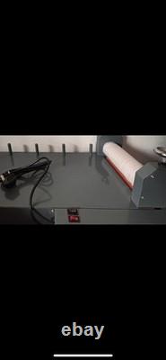 Electric Plate Roller Laminator Machine Maker