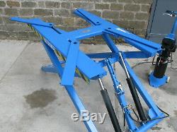 Mobile car scissor liftCAR LIFT, MID RISE, SCISSOR, MOBILE