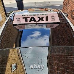 Taxi Sign Glass / Aluminium Roof Mount Bracket (Colour Coded)