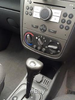 Vauxhall Corsa 1.4 Design Automatic With A/C 5 Door