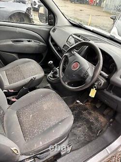 2011 Fiat Doblo Blanc 1.3 Cdti Fourgon Complet à Démolir