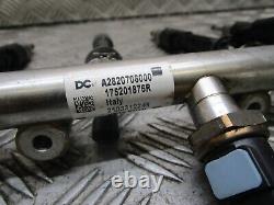 2021 Renault Captur 1.3 Rampe d'injection de carburant pour animaux de compagnie et injecteurs A2820706000 d'origine.