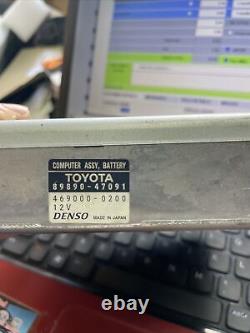 89890-42091 Toyota Prius 2005-2008 Computer Assy Battery translates to '89890-42091 Toyota Prius 2005-2008 Assemblage d'ordinateur de batterie' in French.