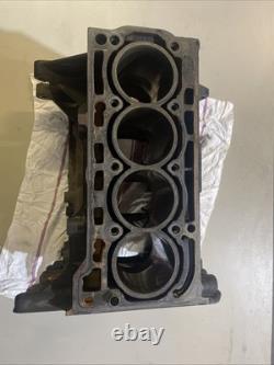 Bloc moteur nu CAX 1.4TSI d'origine Volkswagen Golf 2008-2012 03C021