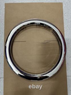 Ensemble de 4 enjoliveurs / cerclages extérieurs en chrome pour taxi London TXE LEVC tout neuf