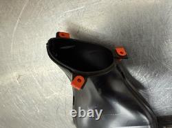 Ensemble de conduits d'air de frein gauche et droit Audi RS4 B7 4.2 BNS 8E0863149 8E0863150