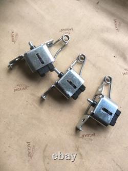 Kit de montage de phare avant Jaguar Xjs Aau1312/aau1313 pour un phare