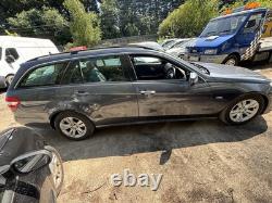 MERCEDES Benz E-CLASS E220 EN PIÈCES DÉTACHÉES TOUTES LES PIÈCES DISPONIBLES - Voiture de Break 2011
