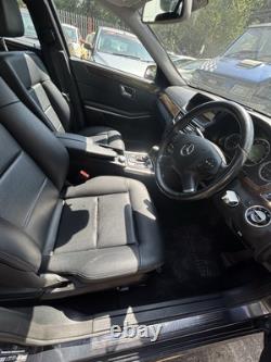 MERCEDES Benz E-CLASS E220 EN PIÈCES DÉTACHÉES TOUTES LES PIÈCES DISPONIBLES - Voiture de Break 2011