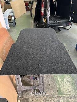 Panneau de toit et revêtement de toit allongé du Ford Transit Connect