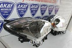 Phare avant Suzuki Swift avec moteur - 2017-2020 - Paire neuve (compatible avec Suzuki)