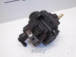 Pompe à carburant Vauxhall Vivaro A 2006-2014 2.0 Diesel M9R-786 95530246, 0445010205