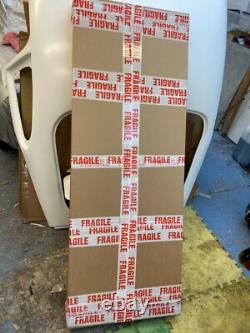 SPLITTER AVANT LOTUS ELISE S2 DE MOTO-BUILD RACING, pour expédition aux États-Unis