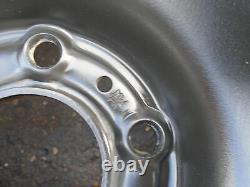 Toyota Proace 2023 Van Roue en Acier & Pneus 215-65-16 SU001A5859